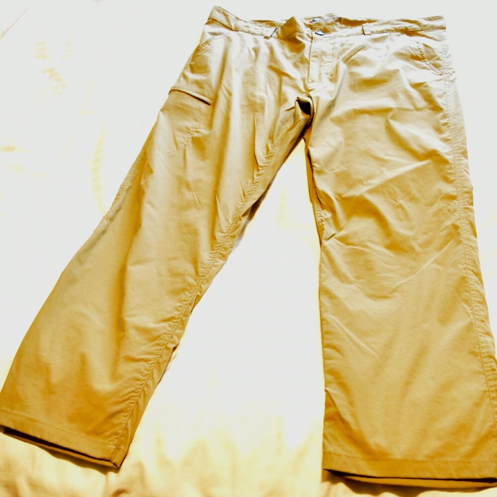 (3 Pairs) of lightweight pants, office casual, tech pants, 42 x 32, 6 pocket